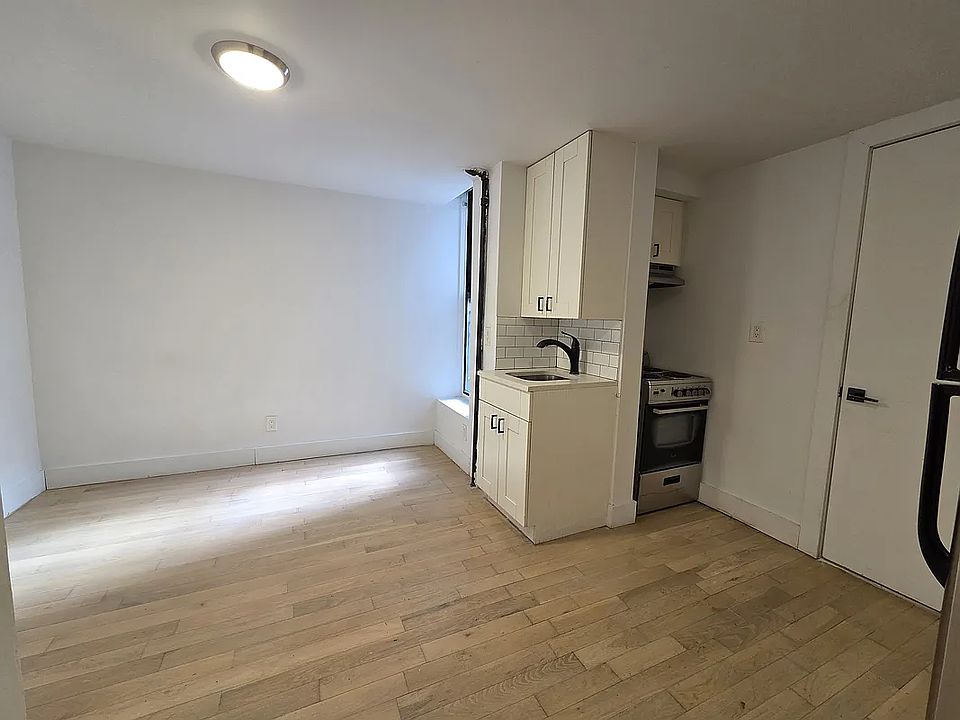 1st image of 137 W 137th St APT 1B