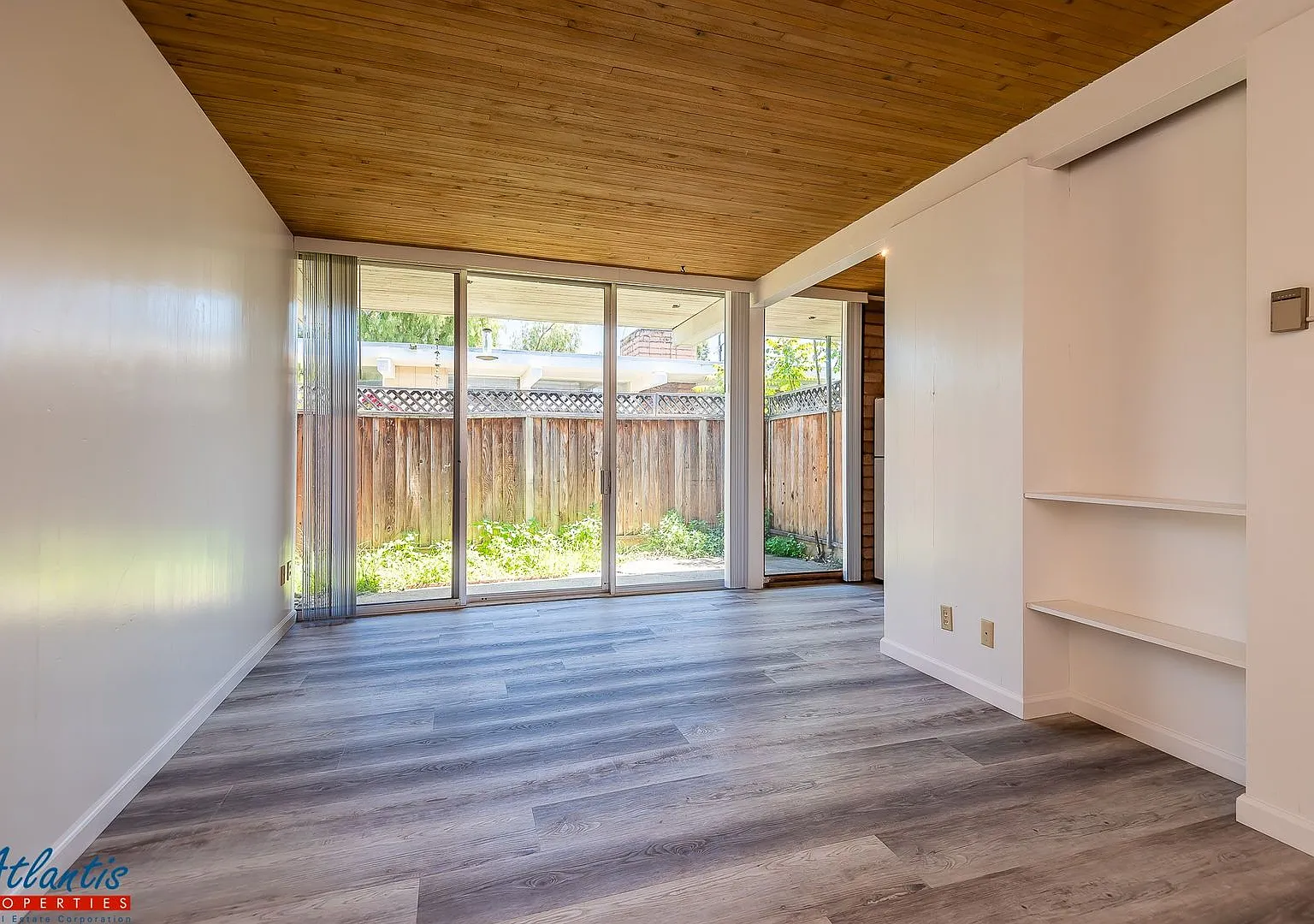 1932 Montecito Ave — Photo 1