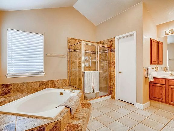 5th image of 7541 Powderhorn Dr
