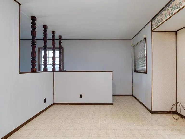 232 Cameron Rd — Photo 8