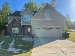 2201 E Point Ct, Opelika, AL 36804