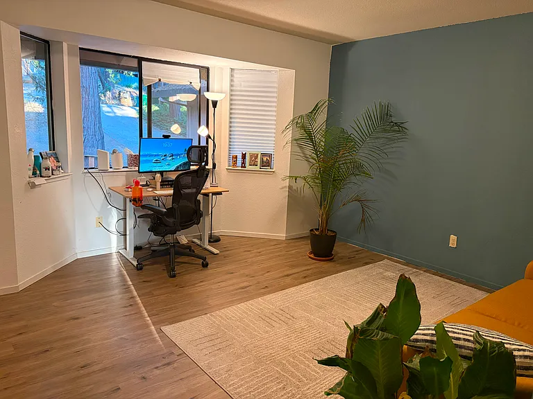 10458 Valley View Dr — Photo 4