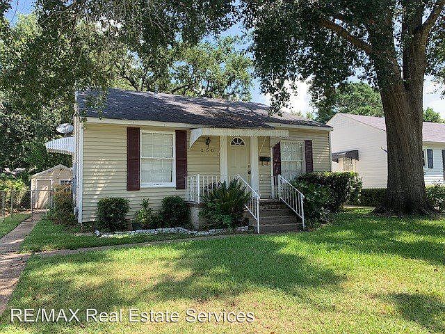 1st image of 258 E Slattery Blvd