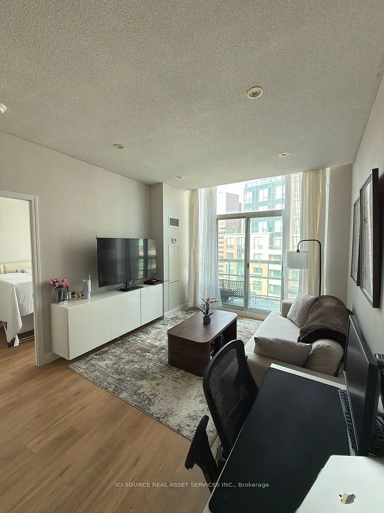 1 bed, $2,750 — Photo 2