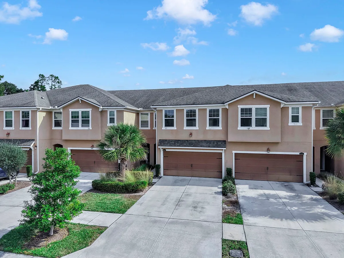 Building Photo - 10212 Newel Valley Loop