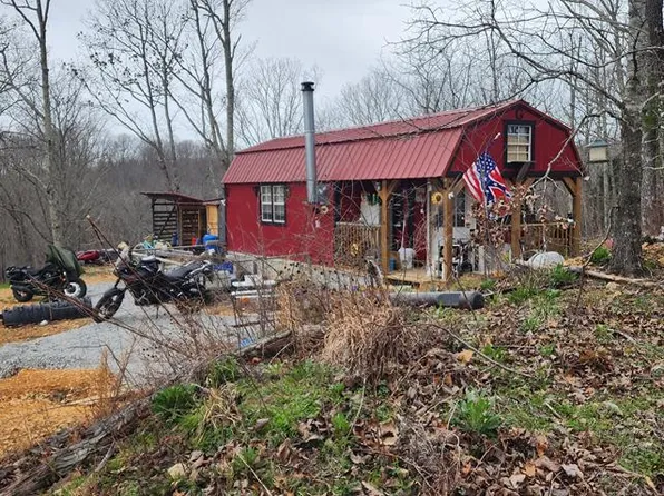 251 Riverview Rd, Holladay, TN 38341