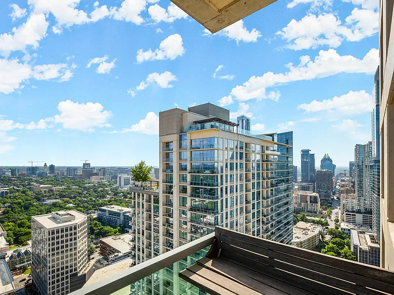 300 Bowie St #3806 — Photo 25