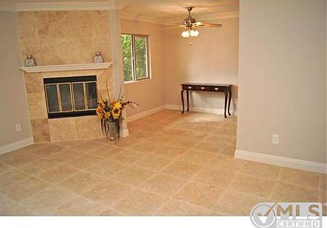 2nd image of 855 E Lexington Ave E #3