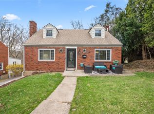 2295 Forest Dr, Pittsburgh, PA