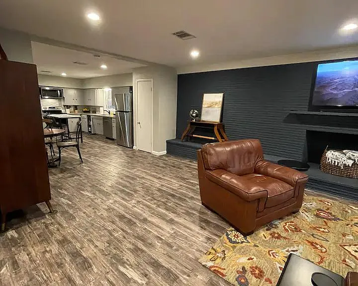 618 S Waco St — Photo 3
