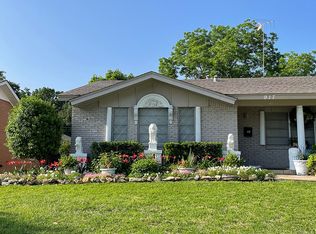 917 Canadian Cir, Grand Prairie, TX 75050