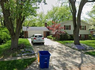 2711 W Woodbridge Dr, Muncie, IN 47304