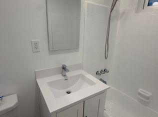 6145 Toltec Way APT 4, Los Angeles, CA 90042