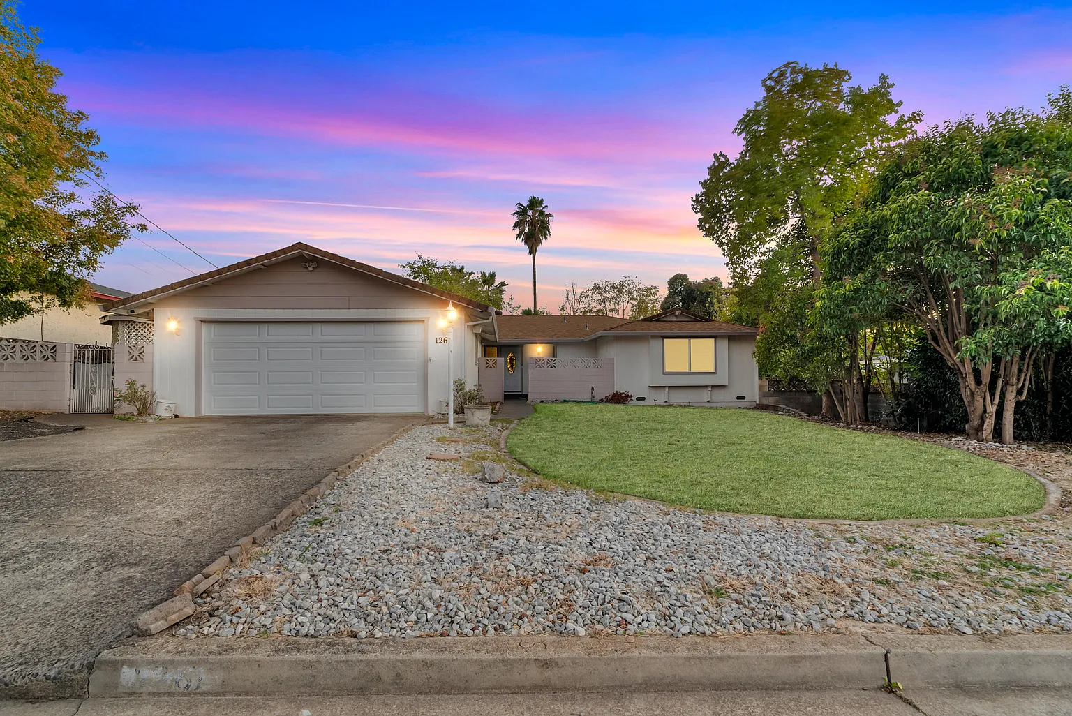 1261 Denton Way photo 1