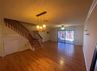 10511 NW 8th St, Hollywood, FL 33026