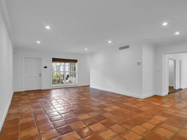 770 E Camino Real #40 — Photo 4