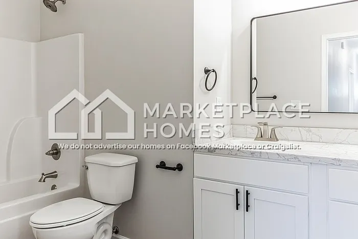 1612 College St SE — Photo 23