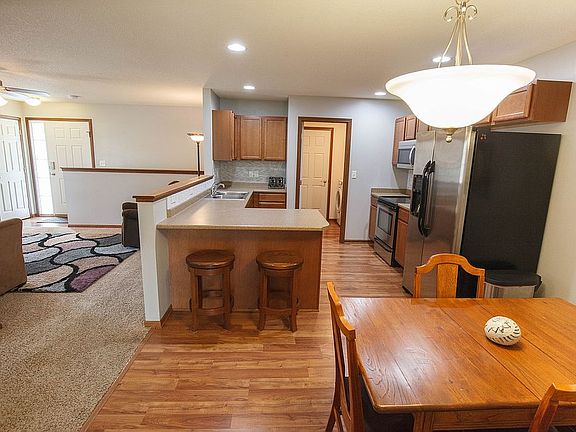 Dining/Kitchen
