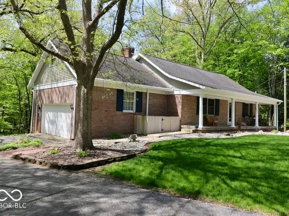 717 Sycamore Dr, Crawfordsville, IN 47933