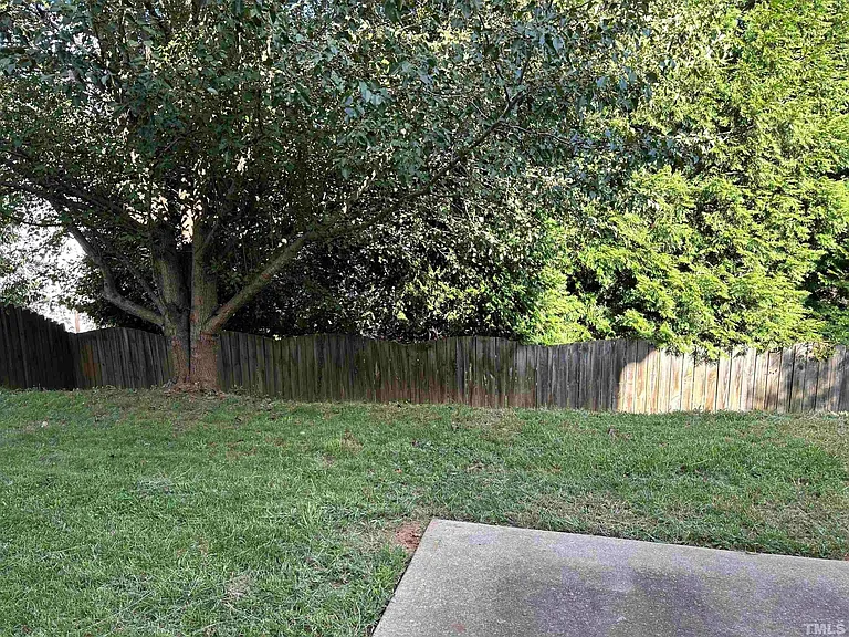 213 Bikram Dr — Photo 47