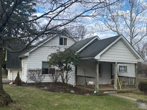 533 Tyrone Avery Rd, Morgantown, WV 26508