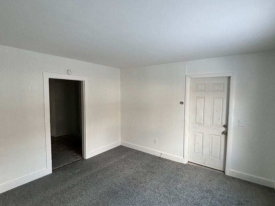 1st image of 52 Mohican St APT 1