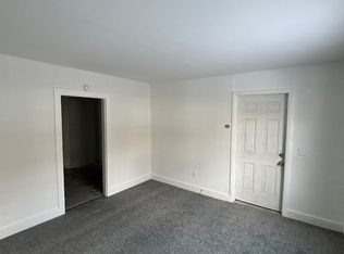 52 Mohican St APT 1, Glens Falls, NY 12801