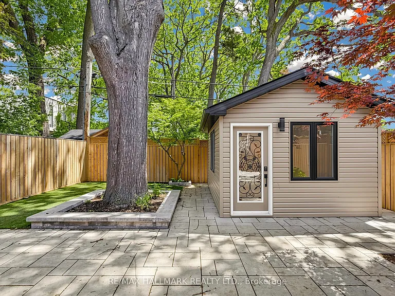 87 Fallingbrook Rd — Photo 44
