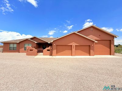 101 Blue Jay St, Elephant Butte, NM, 87935