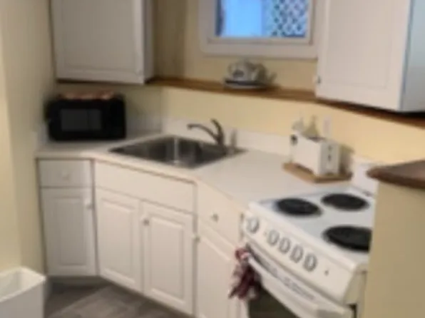 101 Fayerweather St #B, Cambridge, MA 02138