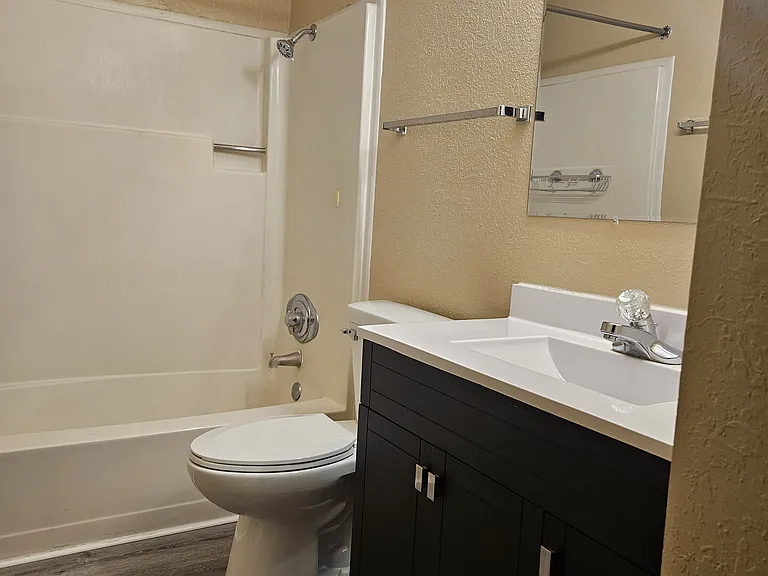 upper full bath