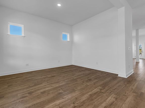 3rd image of 1031 Inez Dr Lot 226
