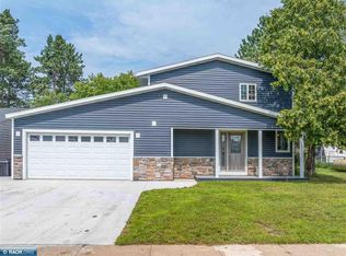 27 Astor Rd, Babbitt, MN 55706