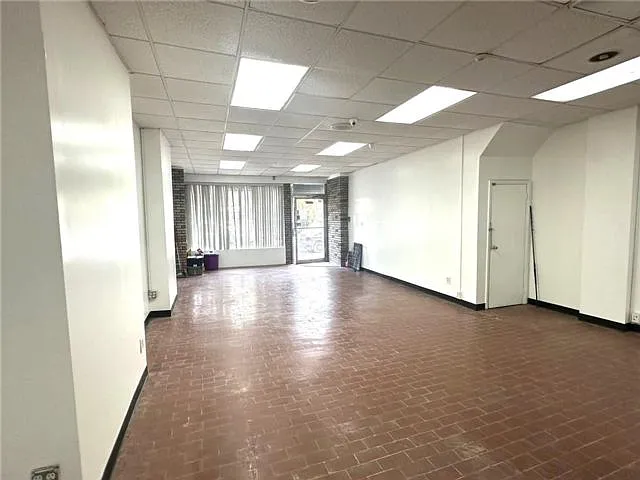 Studio, $4,300 — Photo 3