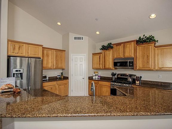 4th image of 8516 N Moonfire Dr