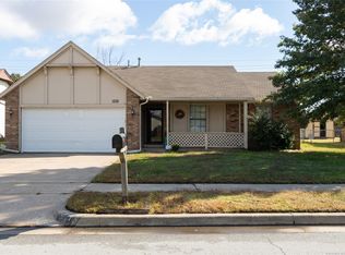 1221 N Aster Ave, Broken Arrow, OK 74012