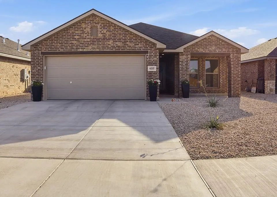 6237 Poppy Dr