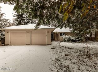 11722 N Ruby Dr, Hayden Lake, ID 83835