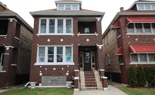 1st image of 4430 S St Louis Ave