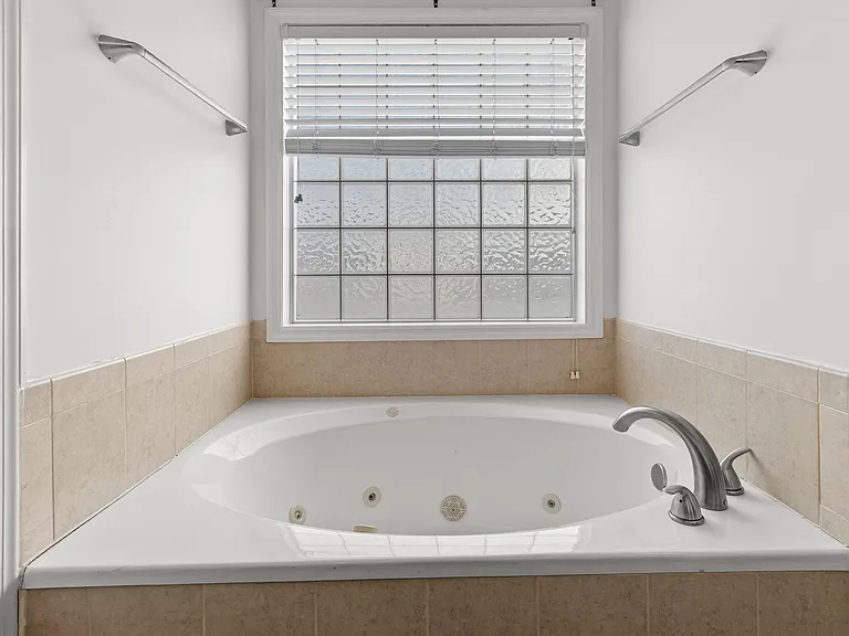 3505 Lancers Dr — Photo 17