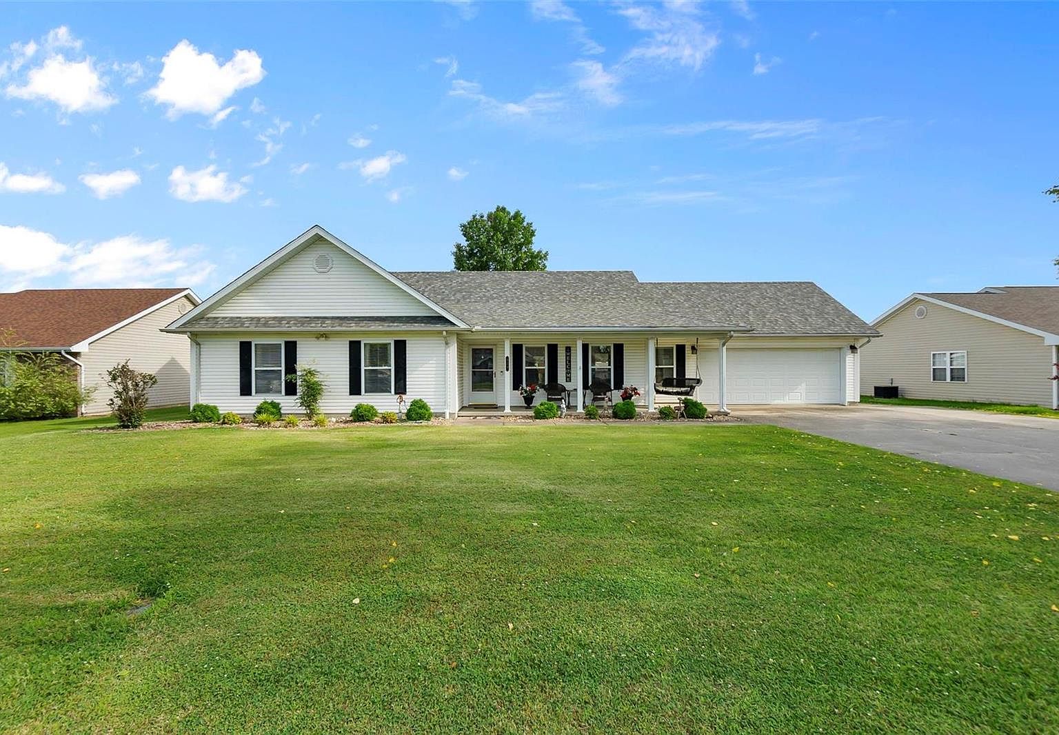 829 Woodruff Ave, Sikeston, MO 63801 Zillow