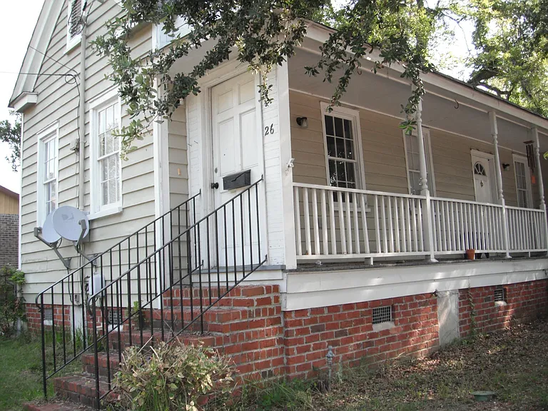 26 Kracke St — Photo 1