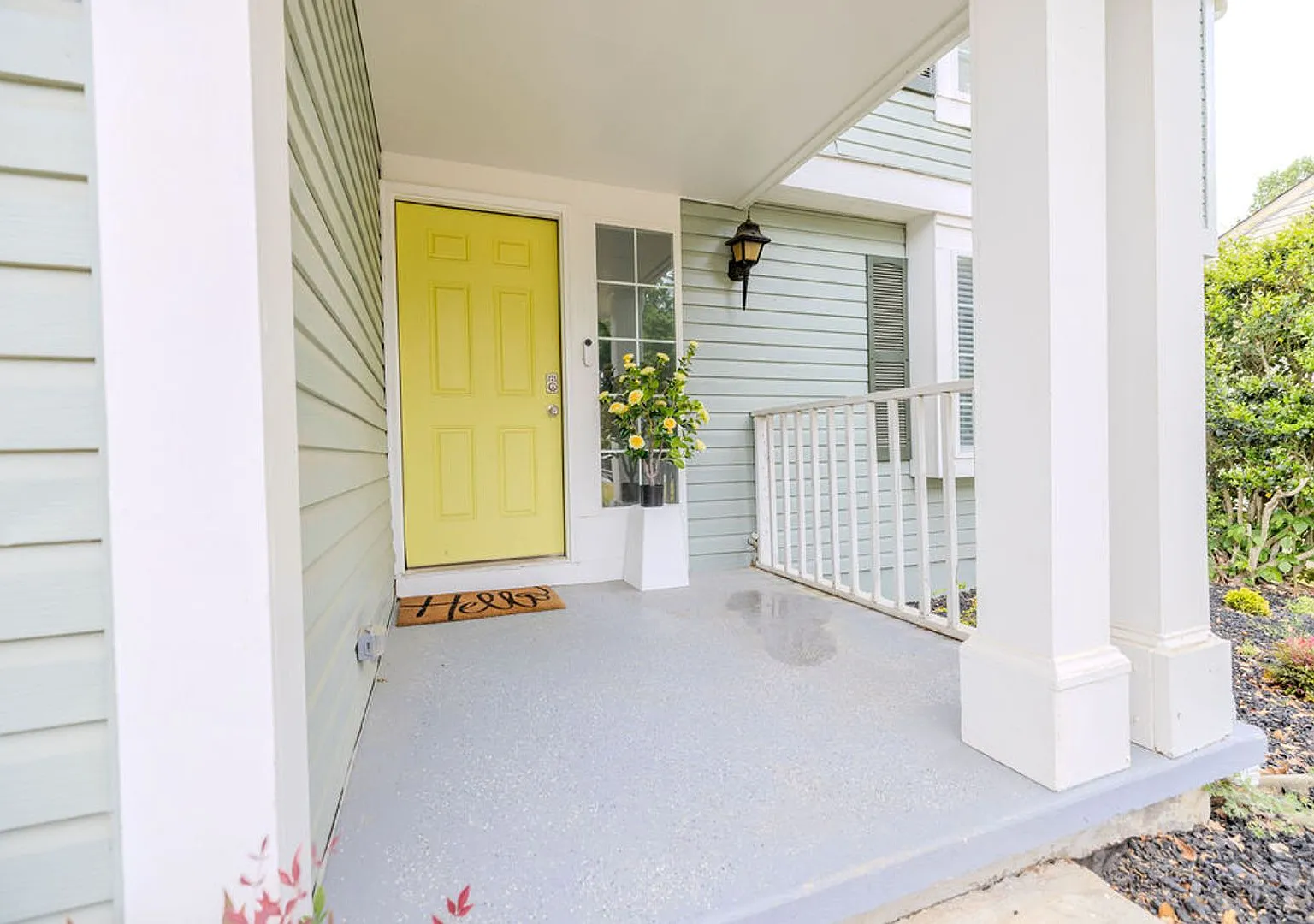 2073 Raintree Place — Photo 2