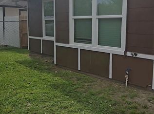 4834 Clover St, Houston, TX 77033