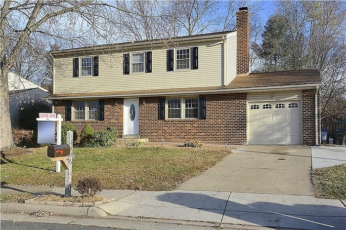 1st image of 13456 Brookfield Dr