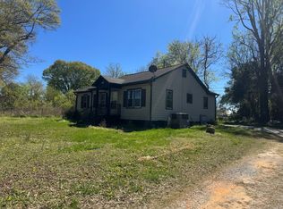 102 McArthur St, Gaffney, SC 29340