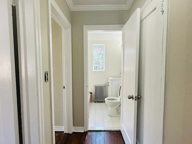 37 Spruce St #4 — Photo 6