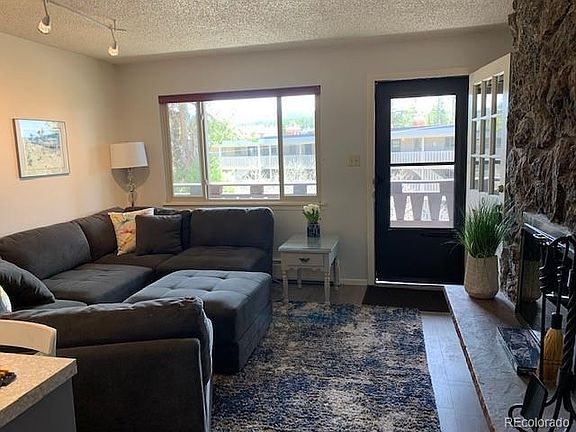 4th image of 411 Hi Country Dr #94