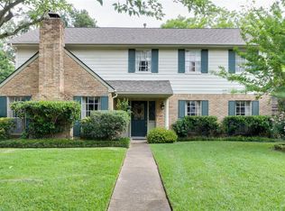 5032 Oak Shadows Dr, Houston, TX 77091