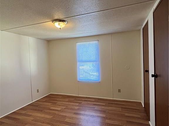 5th image of 216 Tall Pines Ln